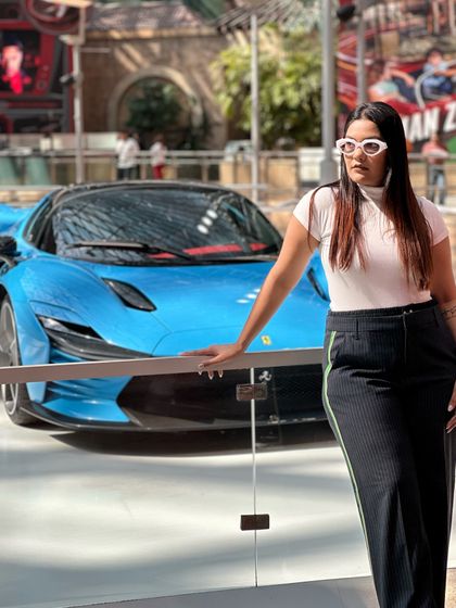 Priyanshi Khandelwal - Personal Fashion Styling Style on the Go: Travel & Vacation Looks photo 11