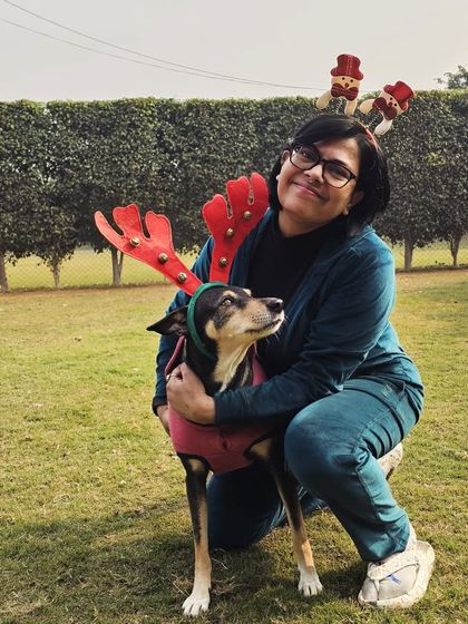 Cuddles and costumes make the holidays even better. Our team member shares a warm hug with a happy guest during our Christmas festivities. It's all about creating a joyful, loving atmosphere.