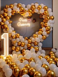 Anniversary & Romantic Decorations