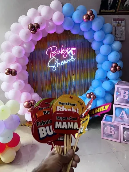 We also provide fun photo props for your guests. Here are some "Super Cool Mama" and "Fabulous Bua" signs from a recent baby shower.