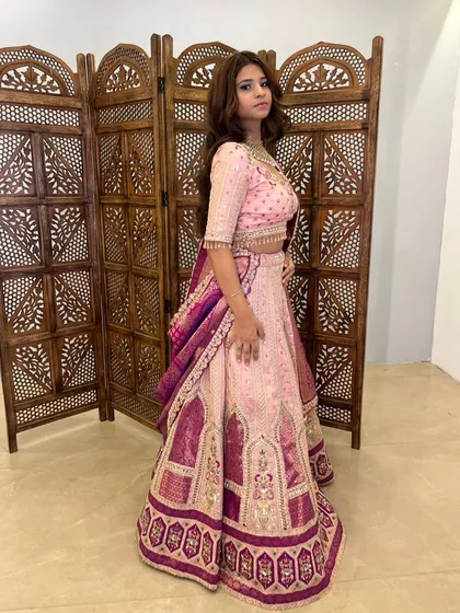 The rich texture of the banarasi dupatta adds a touch of luxury to this outfit.