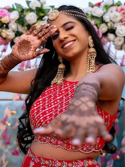 Haldi & Mehendi Moments photo 19