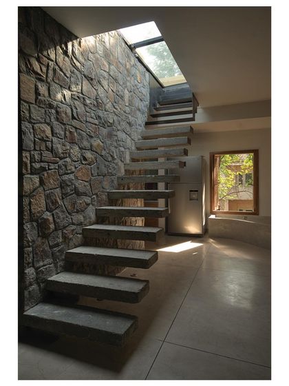 Apartment for Filmmakers: An Ethno-Modern Interior photo 3