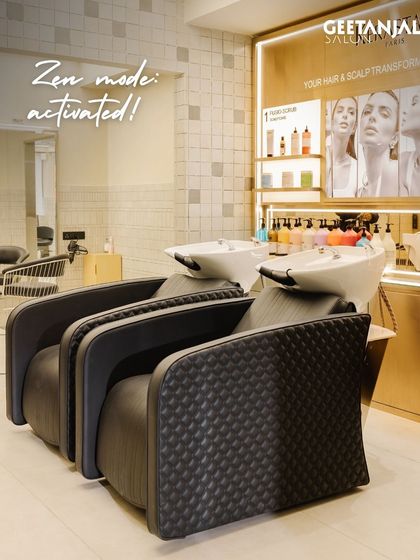 Zen mode: activated. Our hair wash stations are a sanctuary of calm, where you can lie back and let our experts work their magic.