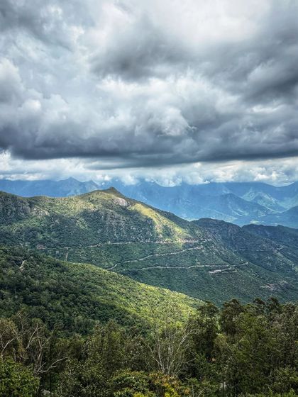 The majestic, cloud-covered hills of the Western Ghats. This is the kind of epic scenery that awaits riders on our 1500km Western Ghats Odyssey (WER) race.