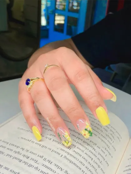 Another angle of the yellow daisy set, showing how it looks while casually flipping through a book. It's a design that's both cute and chic.