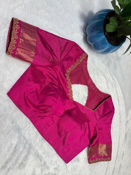 The Glamhouse - Ethnic Wear & Jewellery Rentals Modern & Chic Blouse Designs photo 14