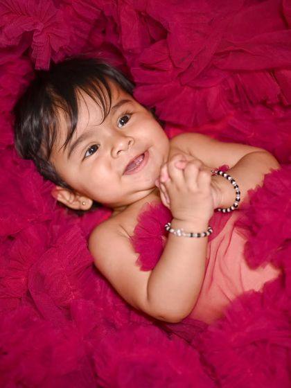 A duplicate of image 136, another beautiful shot from the pink tulle session.