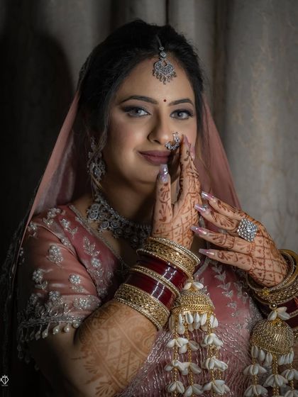 Timeless Bridal Portraits photo 26