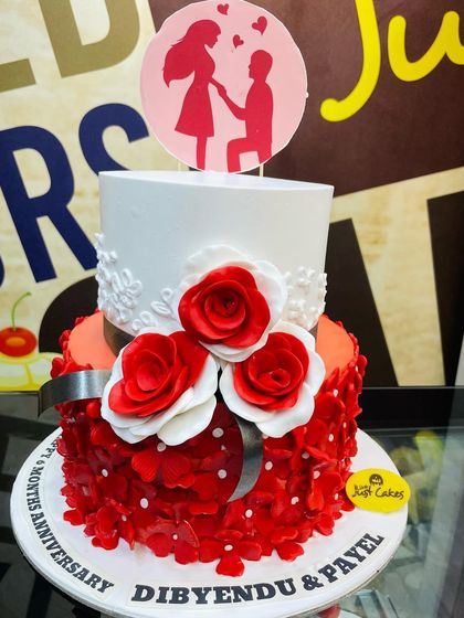 Elegant & Celebration Cakes photo 5