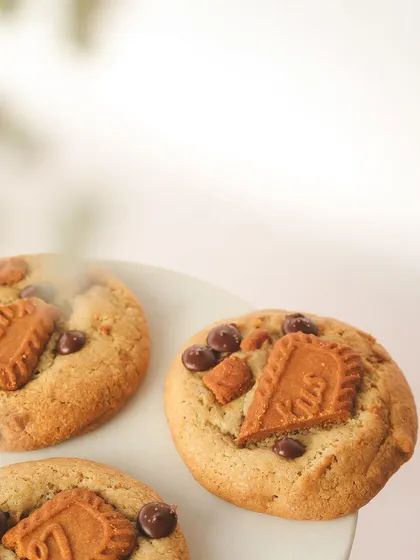 Your favorite cookie just got an upgrade. Our Biscoff cookies meet chocolate chips for a delightful, spiced treat.