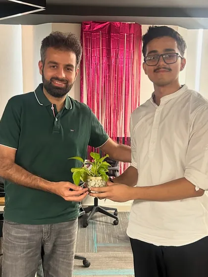 I was honored to receive this beautiful plant from the team at Zoo Media Network. It's a lovely symbol of the growth and well-being we cultivated together.