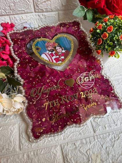 Varmala & Floral Preservation Frames photo 41