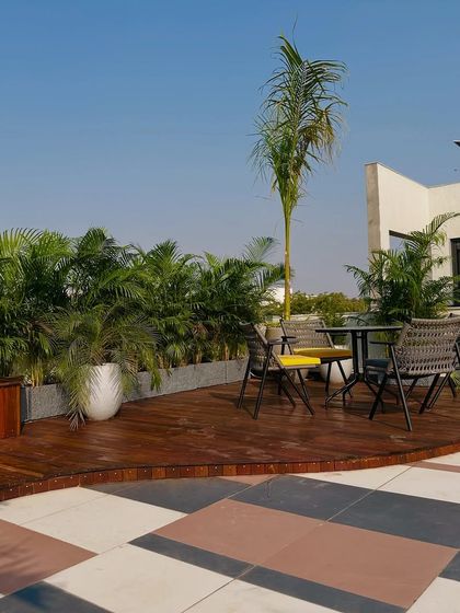 Terrace & Rooftop Sanctuaries photo 23