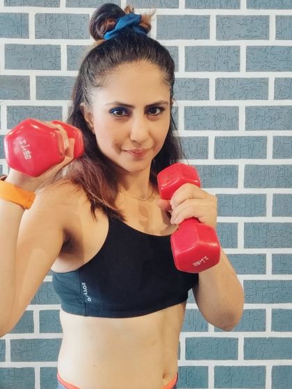 Ready to work out with me? I am passionate about helping people change their lives by adding fitness to their routine. Come for a trial session and see for yourself.