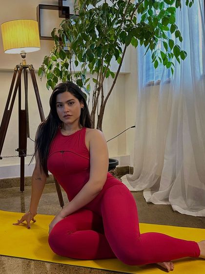 Sara Najafi - Therapeutic Yoga Additional Work & Philosophy photo 5