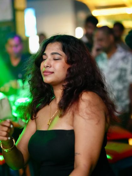 Ivan Nilkon - Live DJ Services The Vibe: It's All About The Crowd photo 14