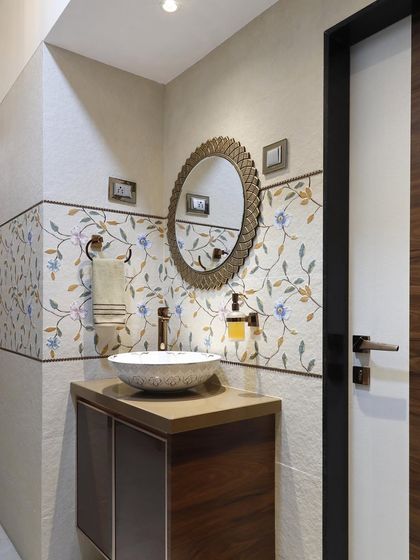 Elegant Bathrooms & Wash Areas photo 4