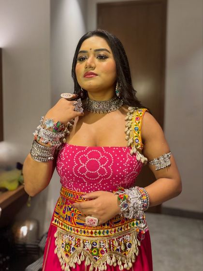 Another angle of my Garba night look. The details on the outfit, from the mirror work to the shells, are what make it so special and perfect for the occasion.