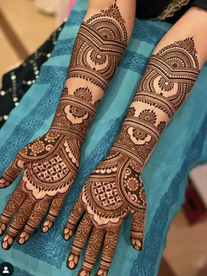 A classic design with symmetrical patterns and a heart motif.