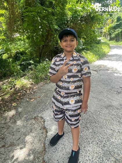 A duplicate of the previous image, showing the same stylish and comfortable summer co-ord set, ideal for any casual day.