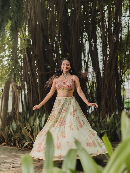 Sangeet, Mehendi & Haldi Glam photo 31