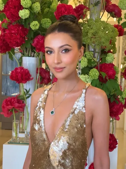 Creating this timeless glam look at the iconic Carlton Cannes on the French Riviera was a dream. The makeup was designed to be effortlessly chic, with a focus on radiant skin and defined eyes, capturing a moment of beauty as unforgettable as the setting itself.