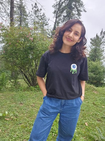 A simple "Hello August" from a peaceful moment in nature. Sometimes the simplest greetings hold the most genuine feelings.