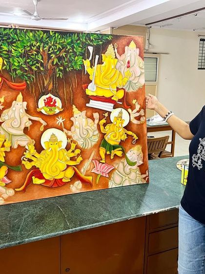 This stunning, large-scale Ganesha painting was created by our student Pooja during our classes. It's a testament to the incredible work that can be accomplished with guidance, patience, and a passion for art.