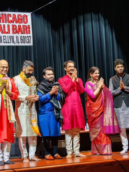 Taking a bow with Vidushi Kaushiki Chakraborty ji, Shri Ambi Subramaniam, and other wonderful musicians after a Hindustani-Carnatic jugalbandi concert in Chicago. Bridging these two great traditions is always a thrilling experience.