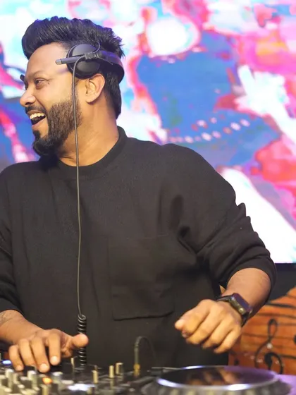 Another happy moment captured mid-set.