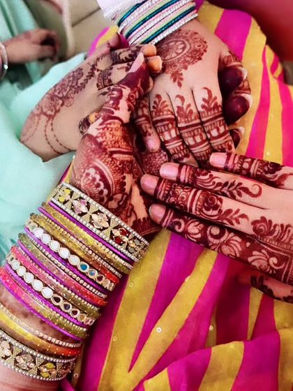 Hajira Mehendi Artist - Mehndi Artist Services The Signature Stain: Rich, Dark, and Organic photo 10