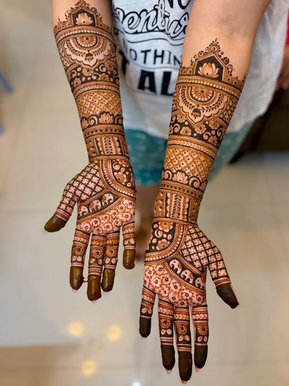 Mitali - Mehendi for Special Occasions Exquisite Bridal Mehendi photo 70