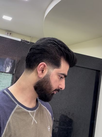 Deva rv - Men's Haircuts & Grooming Signature Fades & Tapers photo 36