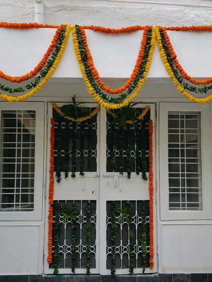 House & Entrance Decorations photo 22