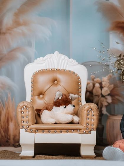 When life gives you lemons, trade them for cookies! A sweet moment between a boy and his stuffed puppy in our studio.
