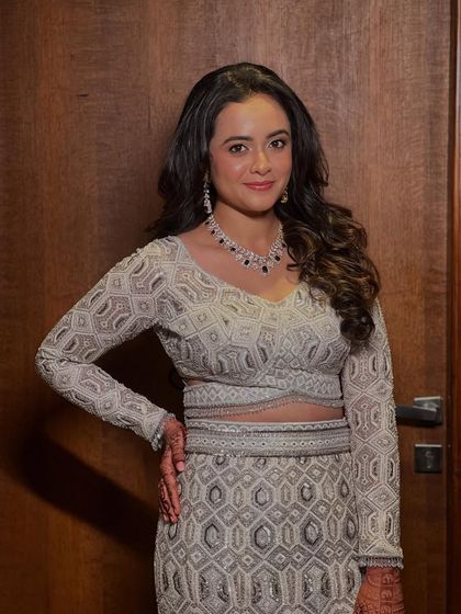 Glamorous Sangeet, Engagement & Reception Looks photo 19