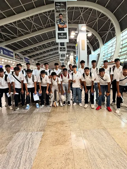 The full Feugo U17 and U19 contingent at the airport, ready and focused for the national level club championship in Goa.