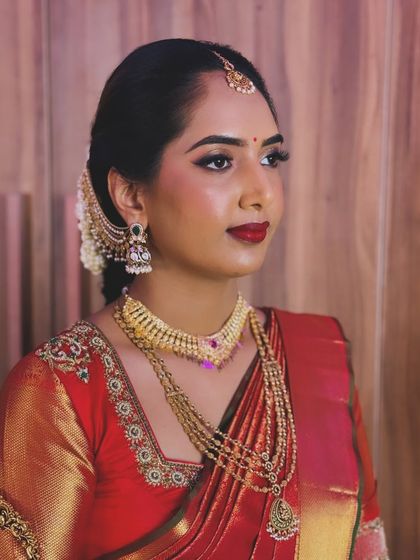 Swarna Nagaraj - Bridal Makeup & Hairstyling Classic Muhurtham & Wedding Looks photo 9