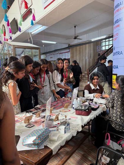 Another shot of the crowd at my college nail art stall. I loved the energy and getting to meet so many fellow nail art enthusiasts.
