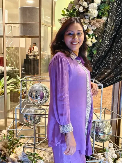Another look from the 25th anniversary celebration. I love events that are all about celebrating love and togetherness.