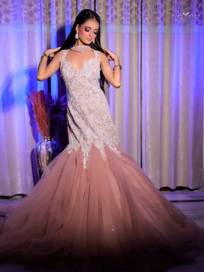 Glamour & Western-Style Fashion photo 10