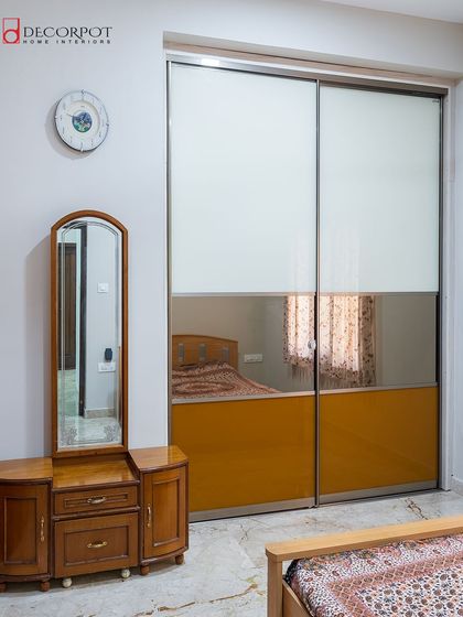 Decorpot - Custom Wardrobes & Storage Solutions Sliding Wardrobes: Sleek & Space-Saving photo 15