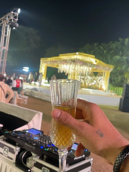 The DJ Lookbook photo 20