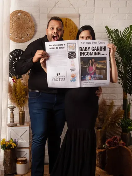 "Extra! Extra! Baby incoming!" We love creating fun and personalized pregnancy announcements. This custom newspaper prop adds a playful and memorable touch, perfectly capturing the couple's excitement for their new arrival.