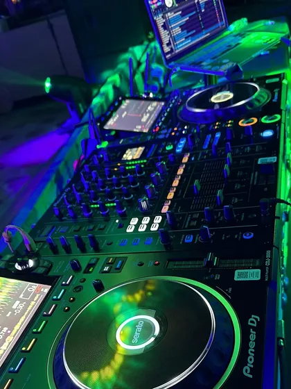 My tools of the trade. I only use top of the line Pioneer DJ equipment like the CDJ-3000 to ensure the sound is always crisp, clear, and powerful. This professional gear is the foundation for every great party.