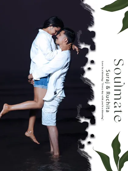 A powerful and intimate portrait of the couple at night, with the "Soulmate" design adding a modern and artistic touch to the image.