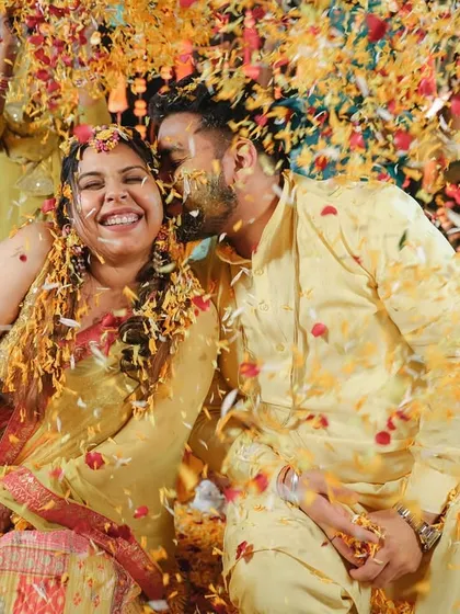 A Haldi ceremony is meant to be messy, vibrant, and full of laughter. We love getting right in the middle of the action to capture the explosion of color and happiness as friends and family shower the couple with love and turmeric.