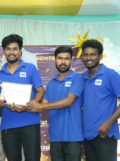 Our proud team receiving the National Iconic Artist Award for Best Caterer. This recognition inspires us to continue delivering top-quality food and service.