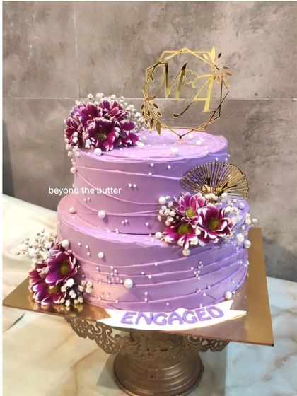 Wedding & Engagement Cakes photo 12